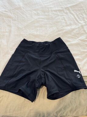 Puma Black Women's Athletic Bike Shorts with Logo